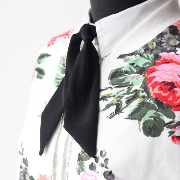 Black Solid Silk Skinny Scarf‎ - Picture 6 of 7